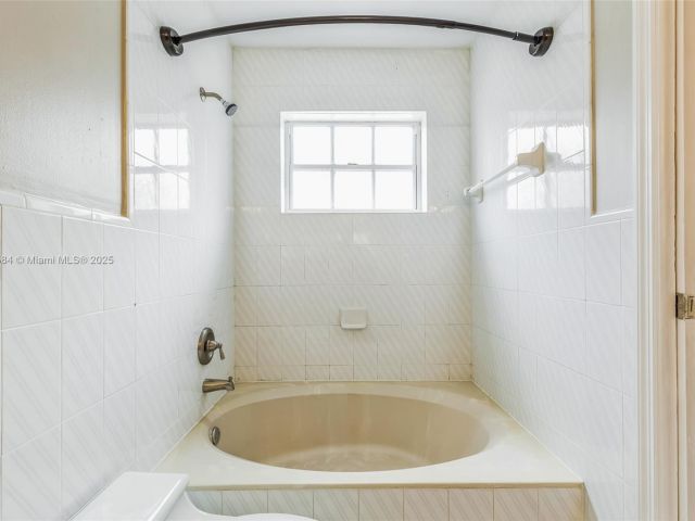 Home for sale at 5370 SW 144th Ave - photo 6277435