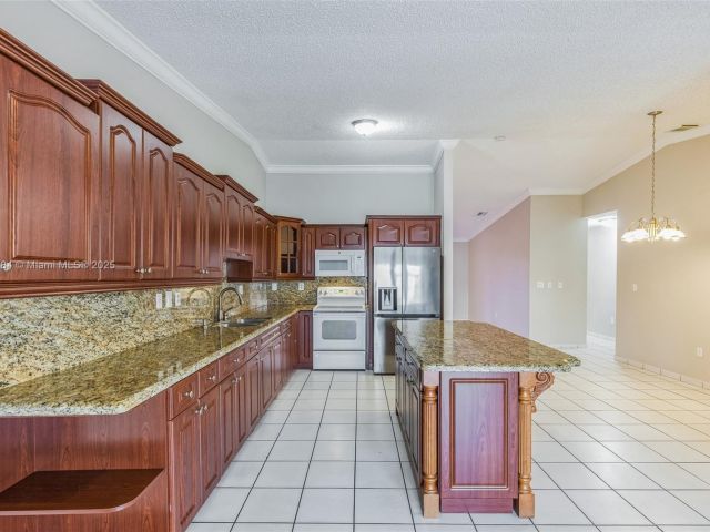 Home for sale at 5370 SW 144th Ave - photo 6277448