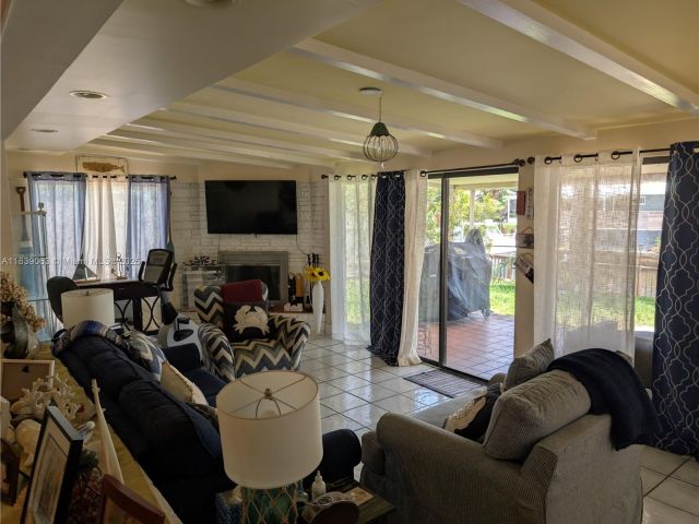 Home for sale at 2606 Gulfstream Ln - photo 6290737