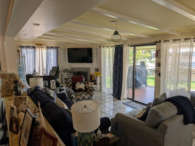 Home for sale at 2606 Gulfstream Ln - photo 6290738