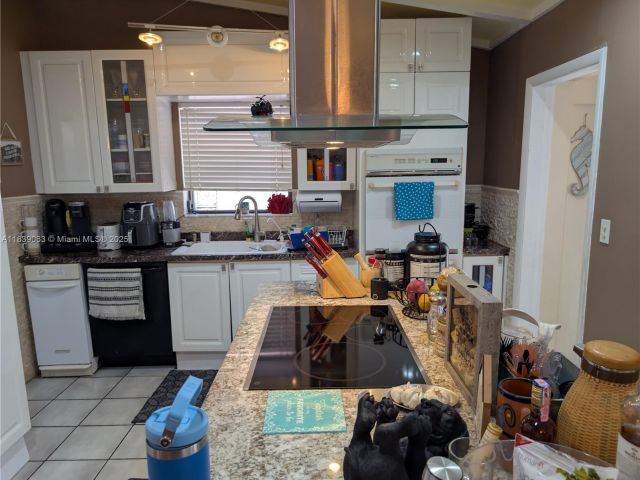 Home for sale at 2606 Gulfstream Ln - photo 6290742