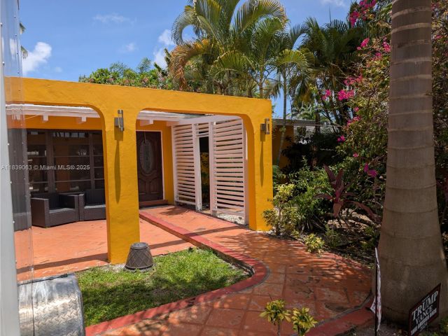 Home for sale at 2606 Gulfstream Ln - photo 6290750