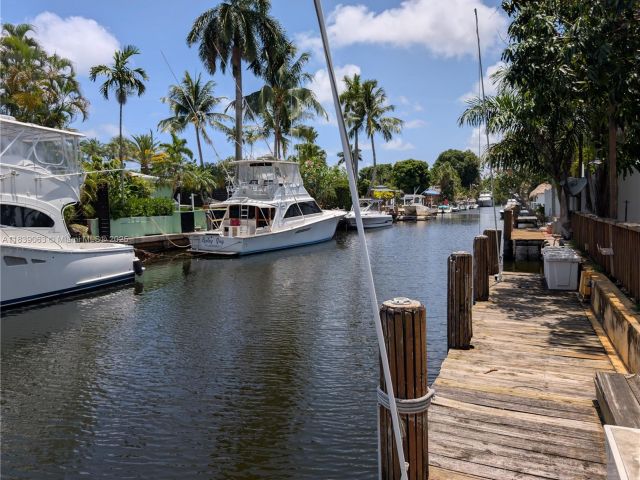 Home for sale at 2606 Gulfstream Ln - photo 6290754