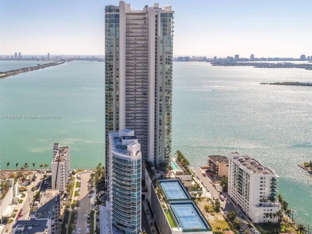 Apartment for sale  Unit #404 - photo 6279246