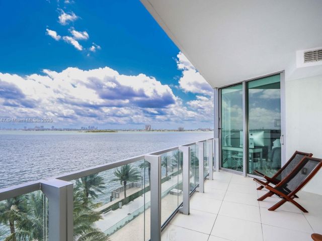 Apartment for sale  Unit #404 - photo 6279260