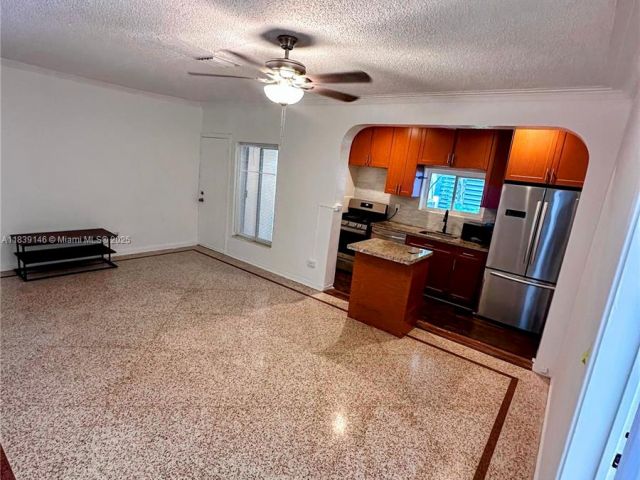 Home for rent at 9065 Harding Ave D2 - photo 6279611