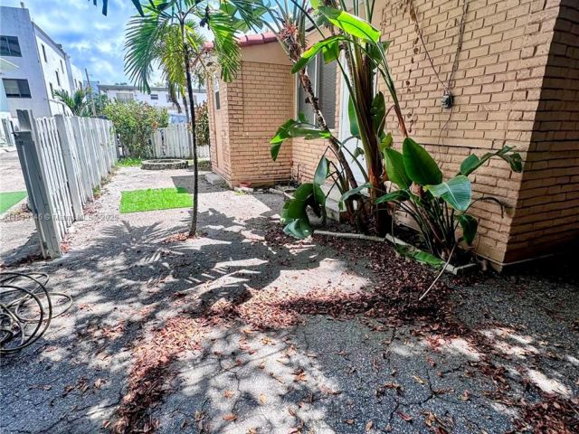 Home for rent at 9065 Harding Ave D2 - photo 6279615