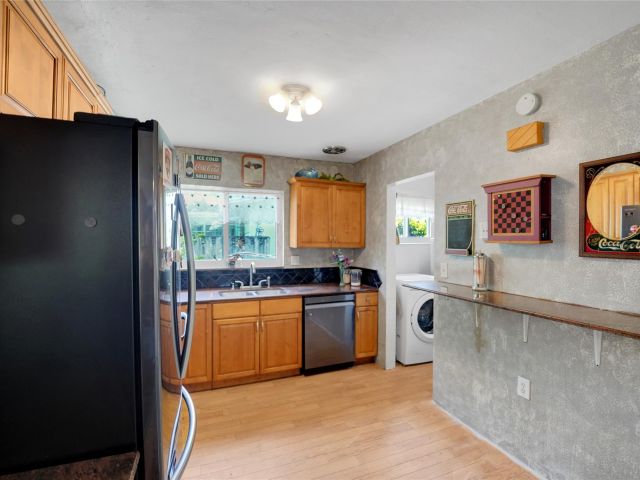 Home for sale at 1851 SW 42nd Ter - photo 6280298