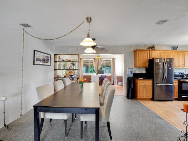 Home for sale at 1851 SW 42nd Ter - photo 6280301