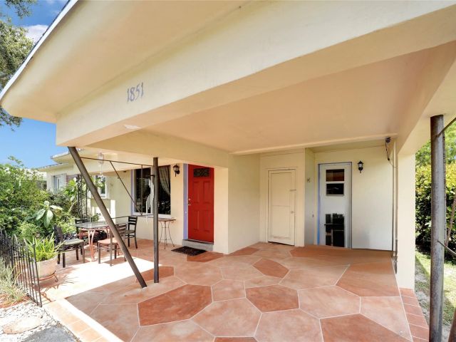 Home for sale at 1851 SW 42nd Ter - photo 6280309