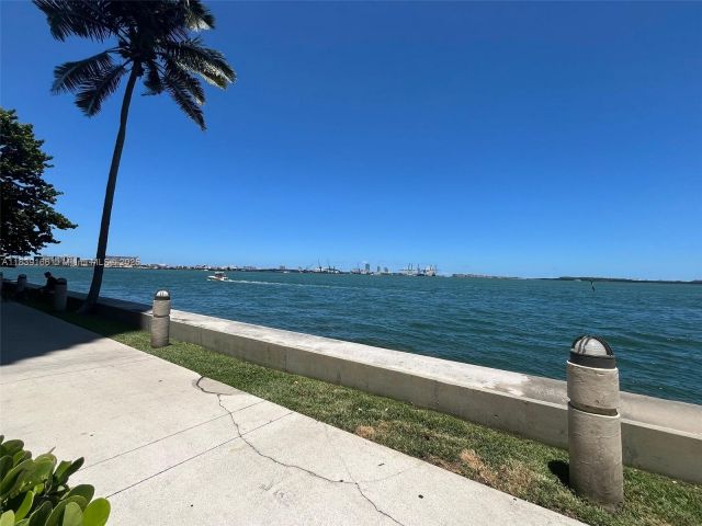 Apartment for rent  Unit #1415 - photo 6282784