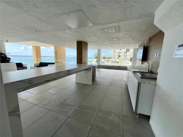 Apartment for rent  Unit #1415 - photo 6282786