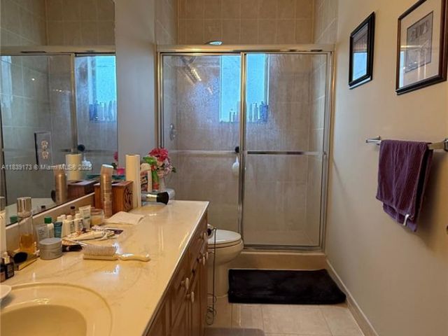 Home for sale at 232 SE 32nd Ter - photo 6278027