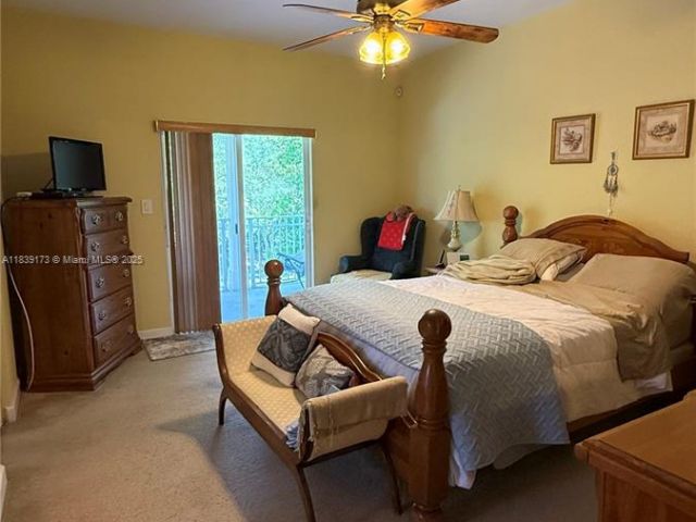 Home for sale at 232 SE 32nd Ter - photo 6278029