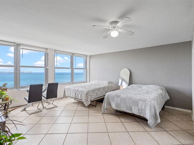 Apartment for sale  Unit #931 - photo 6287535