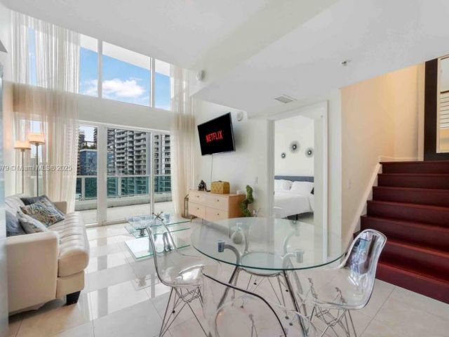 Apartment for rent  Unit #2308 - photo 6283002