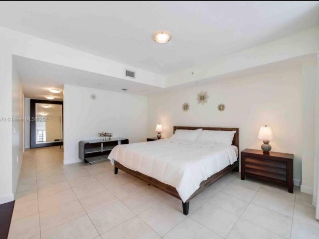 Apartment for rent  Unit #2308 - photo 6283004