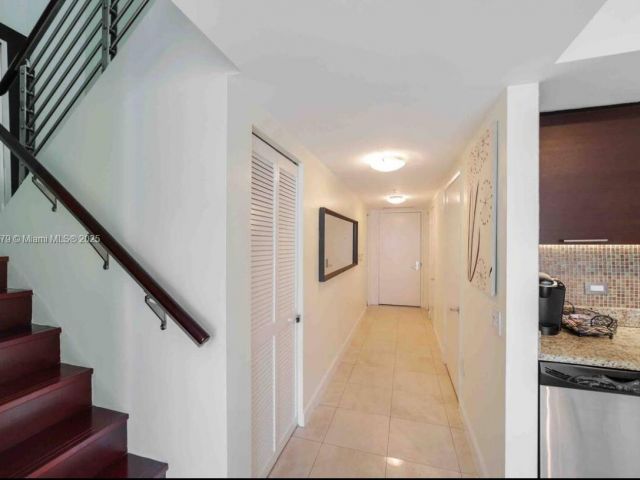 Apartment for rent  Unit #2308 - photo 6283016