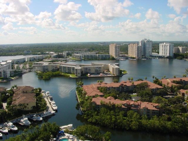 Apartment for sale  Unit #2303 - photo 6282922