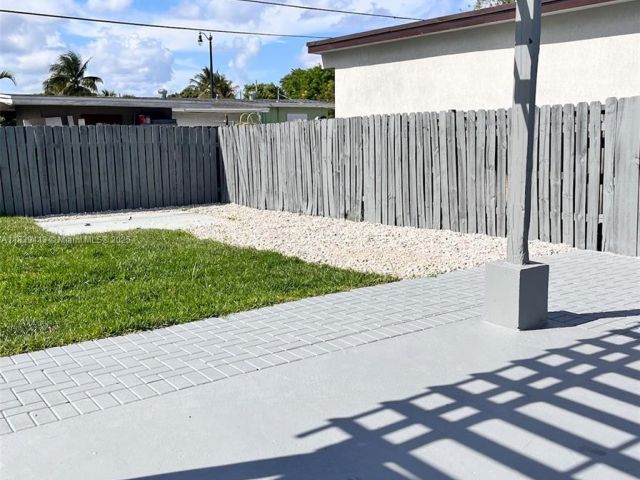 Home for sale at 1321 NE 43rd Ct - photo 6282778