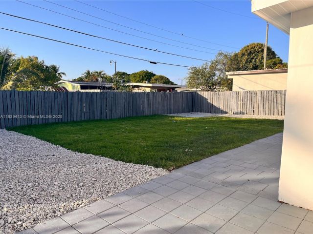 Home for sale at 1321 NE 43rd Ct - photo 6282779