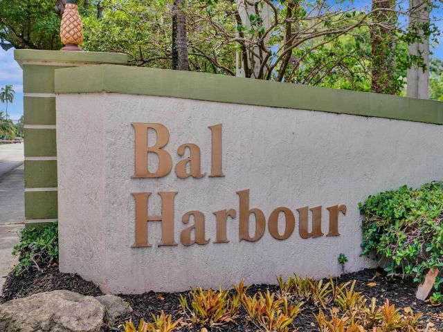 Home for sale at 1801 NE 23rd Ave - photo 6288847