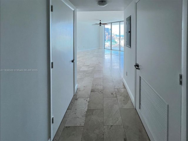 Apartment for rent  Unit #3013 - photo 6284286