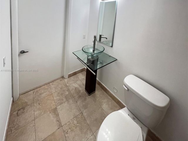 Apartment for rent  Unit #3013 - photo 6284287