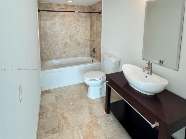 Apartment for rent  Unit #3013 - photo 6284292