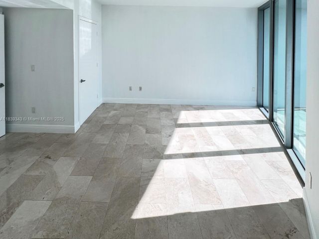 Apartment for rent  Unit #3013 - photo 6284295