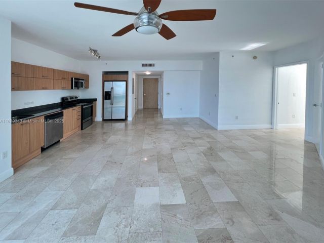 Apartment for rent  Unit #3013 - photo 6284300