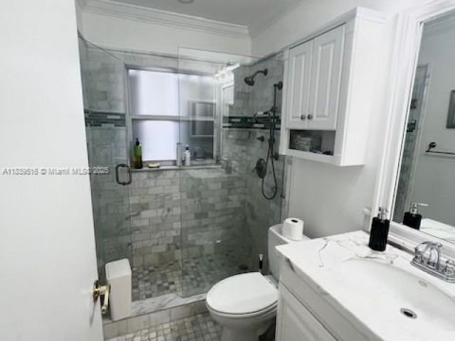 Home for sale at 4966 SW 33rd Ter - photo 6292432