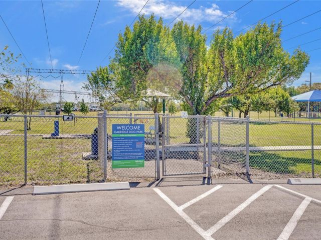 Home for sale at 4966 SW 33rd Ter - photo 6292433