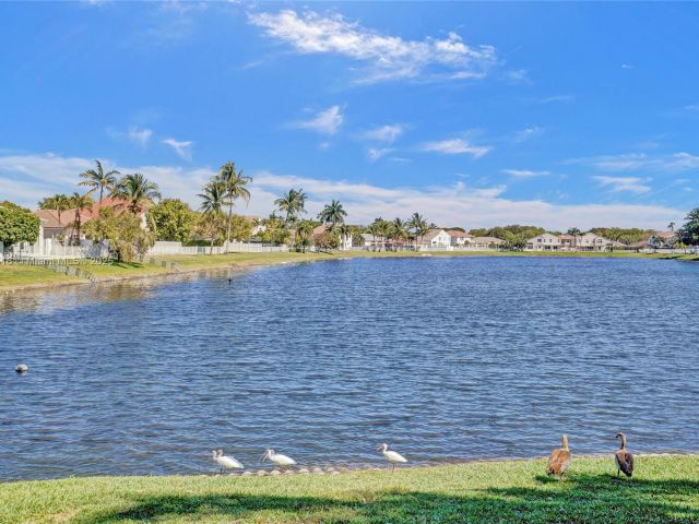 Home for sale at 4966 SW 33rd Ter - photo 6292434