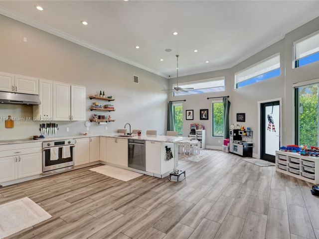 Home for sale at 17809 Southwick Way - photo 6284111