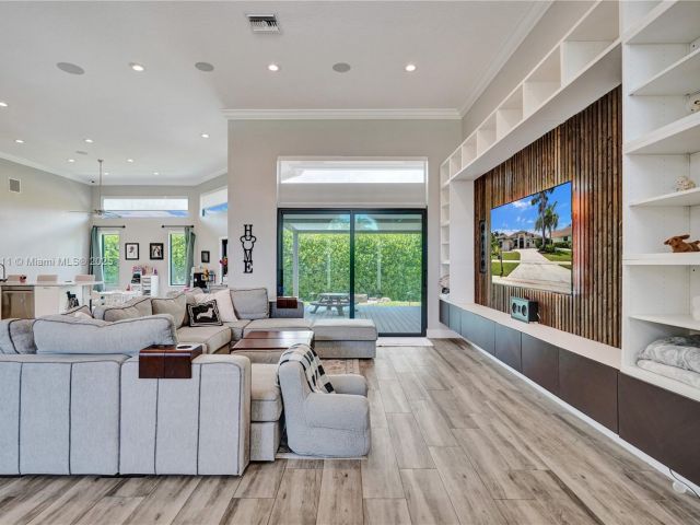 Home for sale at 17809 Southwick Way - photo 6284116