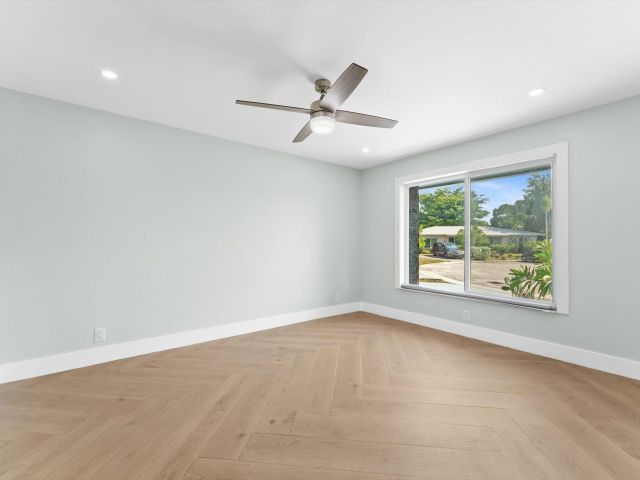 Home for rent at 1721 SW 10th Street - photo 6440482