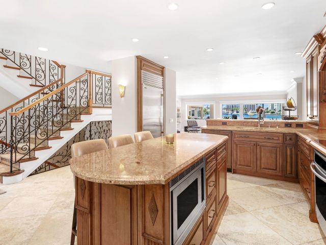 Home for rent at 555 S Ocean Boulevard 4 - photo 6318830