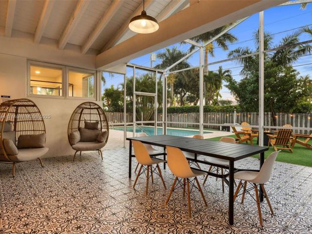 Home for sale at 1240 Jefferson St - photo 6284475