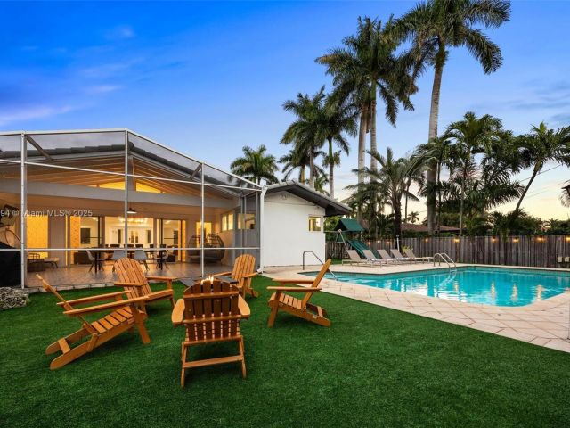 Home for sale at 1240 Jefferson St - photo 6284482