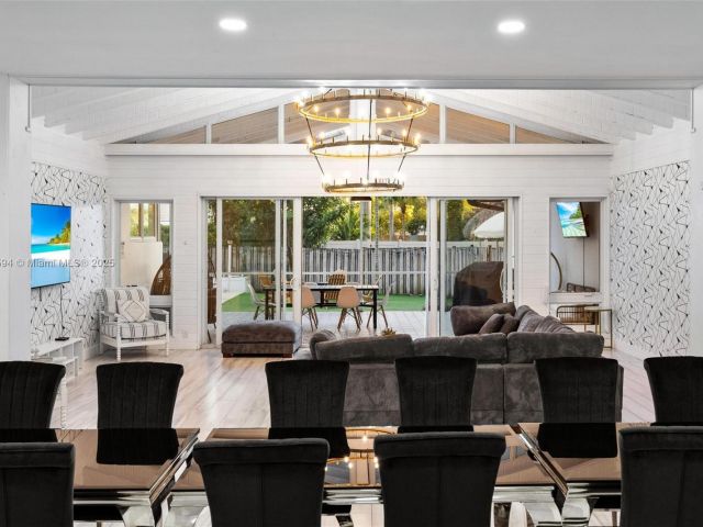 Home for sale at 1240 Jefferson St - photo 6284484