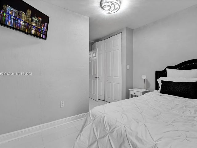 Home for sale at 1761 SW 14th St - photo 6284925