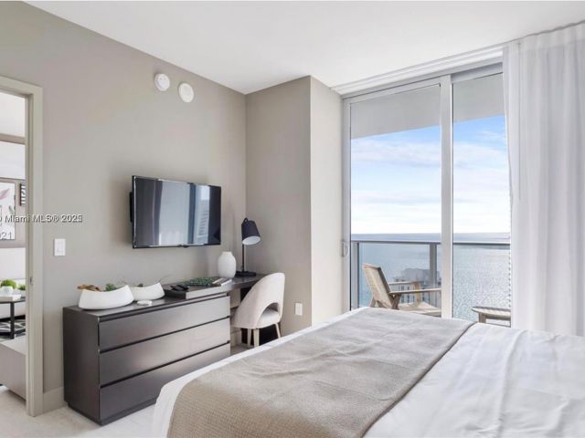 Apartment for sale  Unit #T4105 - photo 6289053