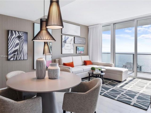 Apartment for sale  Unit #T4105 - photo 6289056