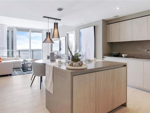 Apartment for sale  Unit #T4105 - photo 6289059