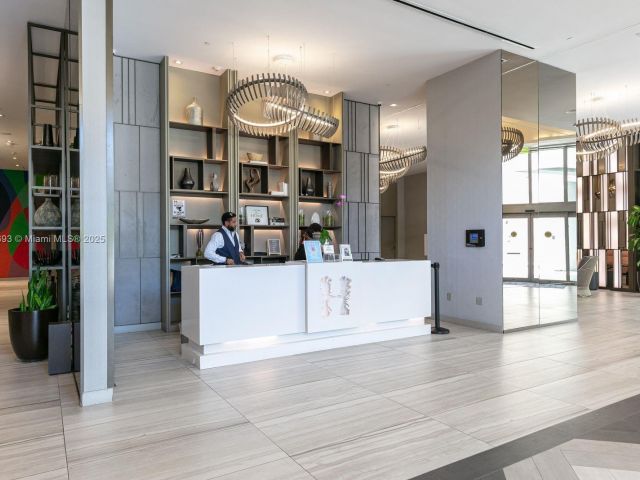 Apartment for sale  Unit #T4105 - photo 6289064