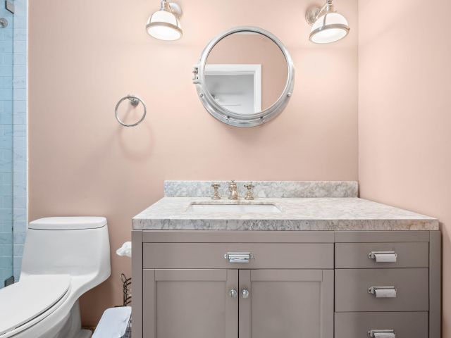 Home for rent at 101 NE 11th Street - photo 6316032