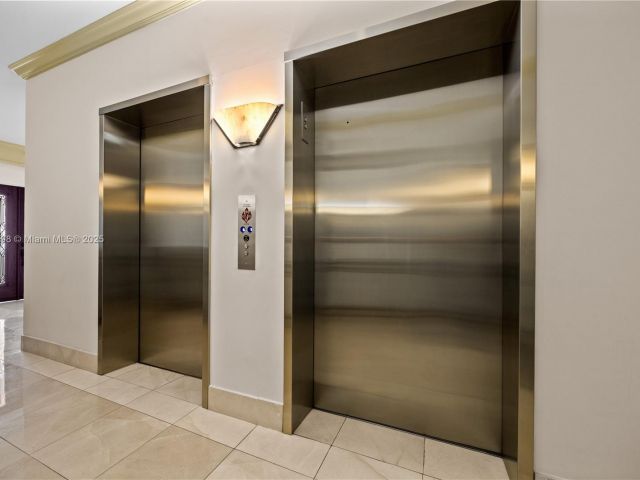 Apartment for sale  Unit #501 - photo 6288276