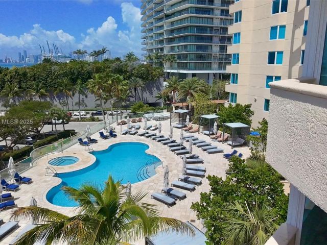 Apartment for sale  Unit #501 - photo 6288283