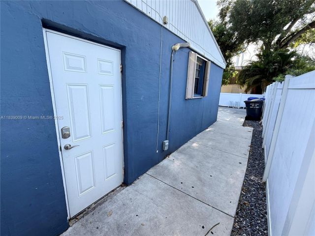 Home for sale at 2406 N 28th Ave - photo 6293092